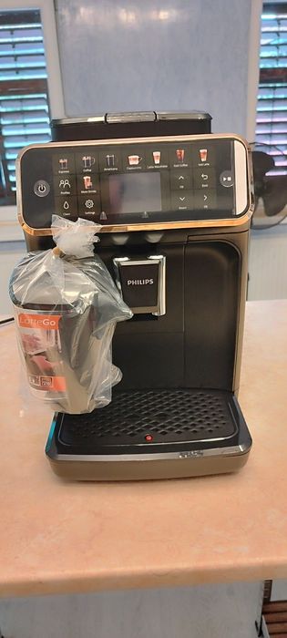 Espressor Philips lattego 5500 nou