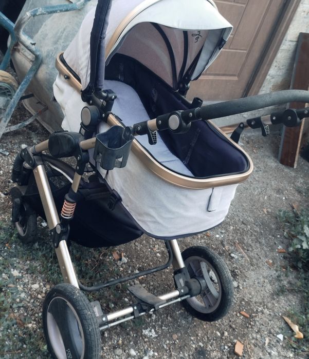 Căruț bebeluși stare buna.