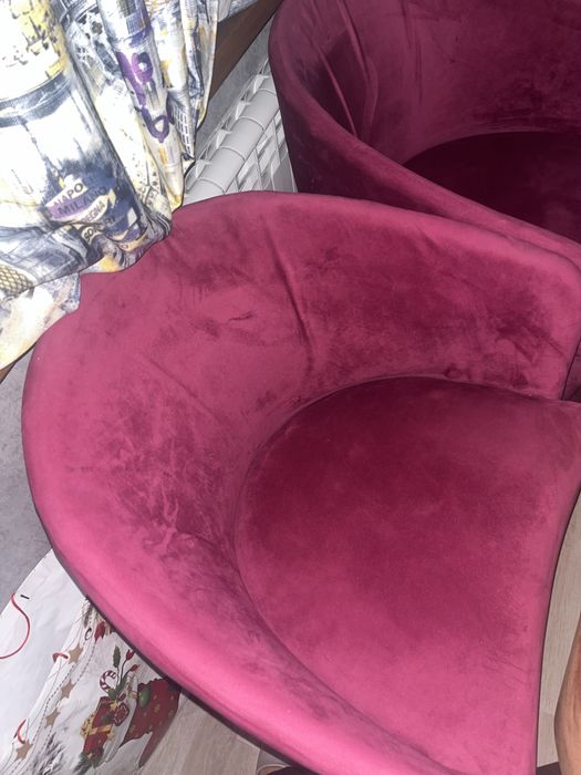 Диваны 170 см + 3 подушки  ( 6 шт диванов в наличии)