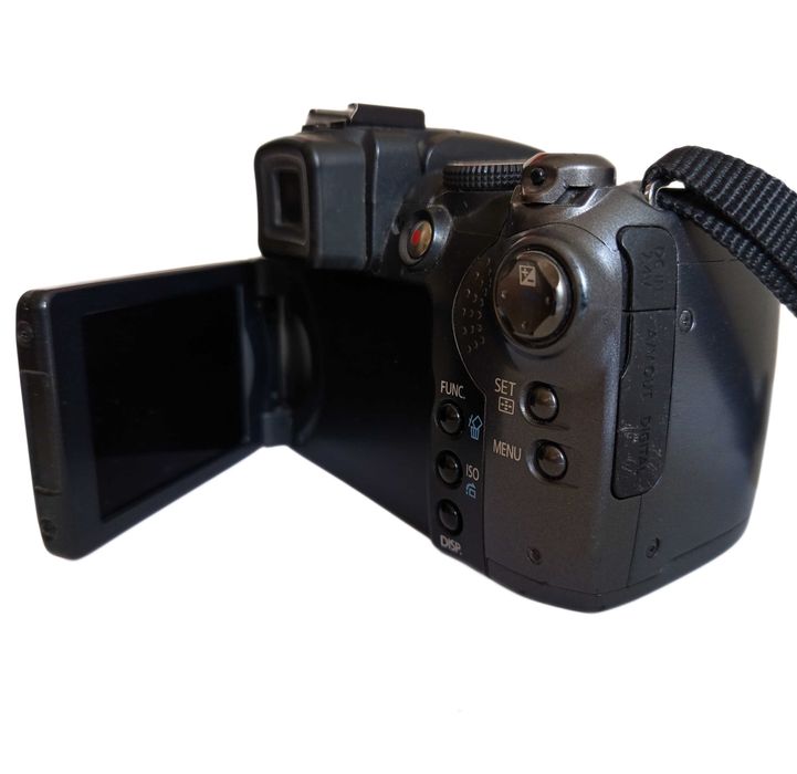 Фотоапарат с камера Canon PowerShot S5 IS Digital Zoom Camera и чанта