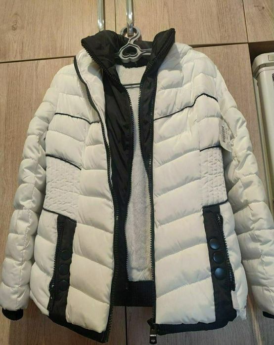 Kurtka ayol qizlar uchun