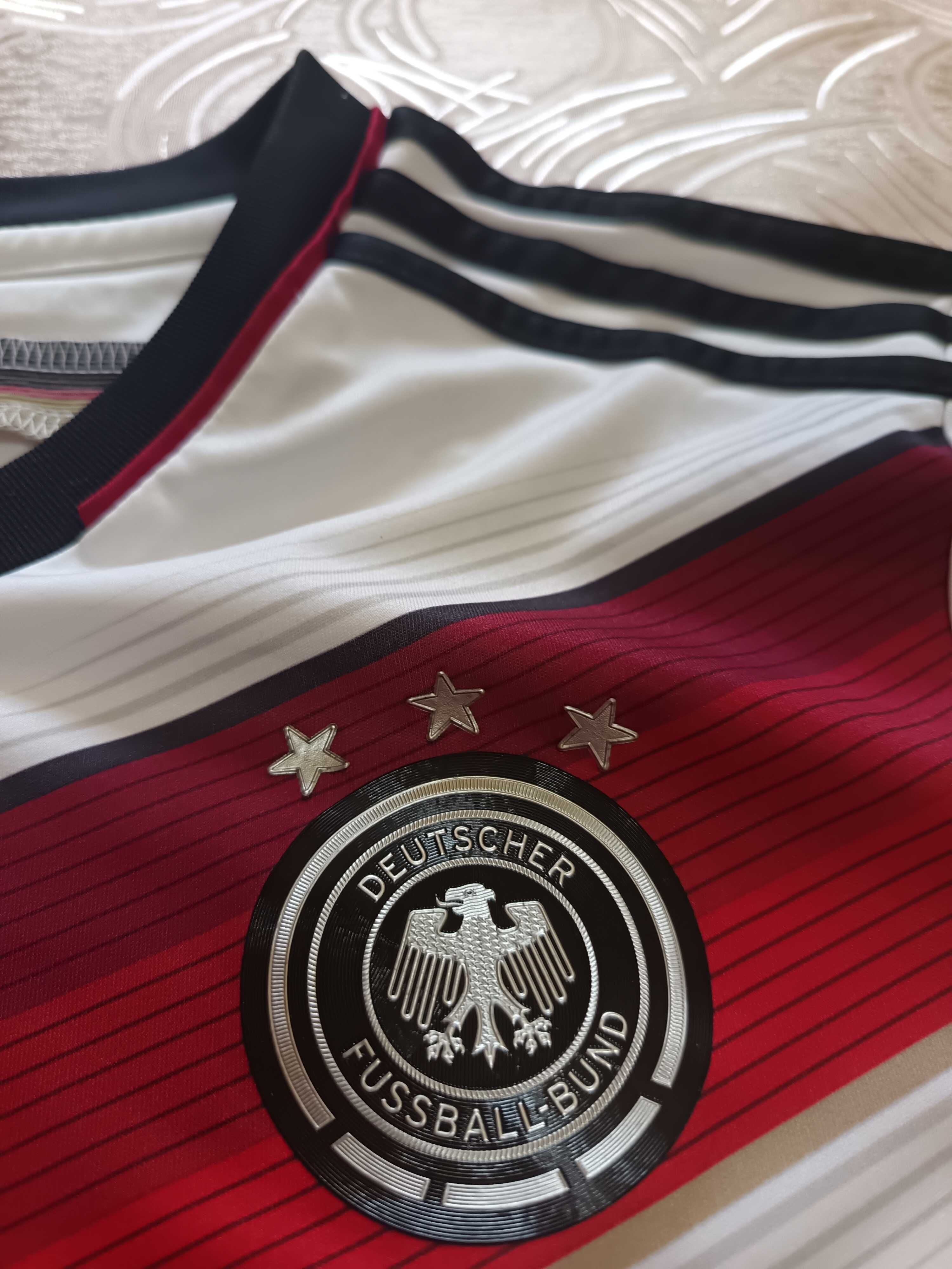 Vând tricou cu Germania 2014-2015