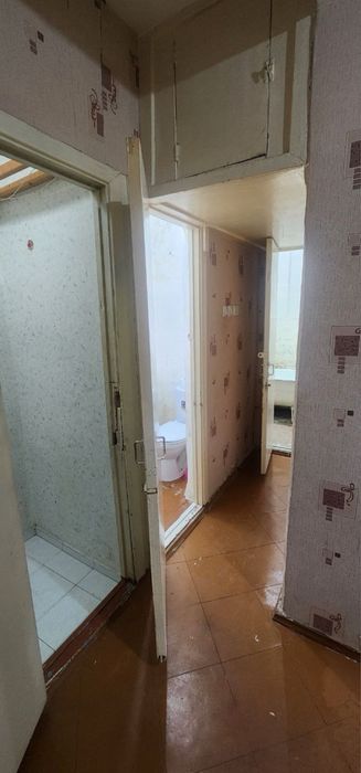 1 xona 2 xona qilingan kvartira sotiladi
