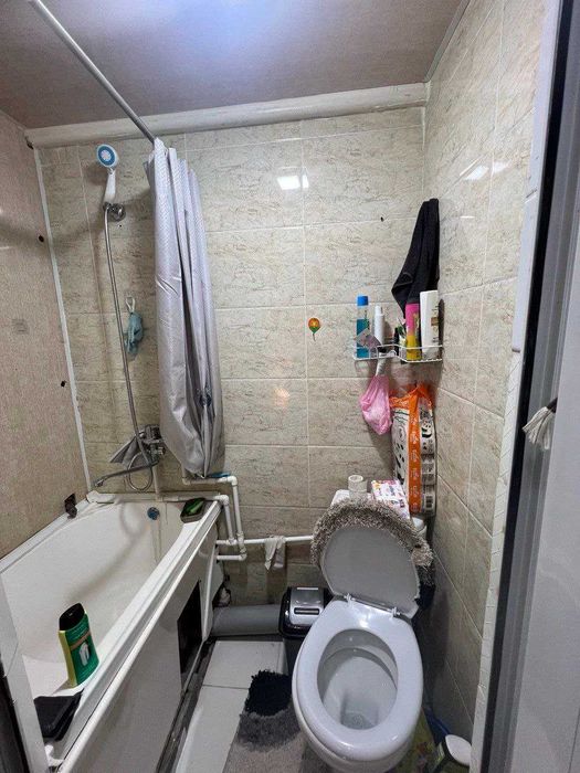 1 / 2 / 4 комн. Кирпичный Дом 30м2. Балкон 1,20--3. Авиагородок.