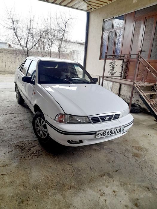 Nexiya 1 yili 2005 menat:benzin ishlidi 250 ming yurgan  kraskasi toza