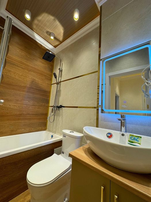 Продается новая квартира после ремонта на Алмазарском районе