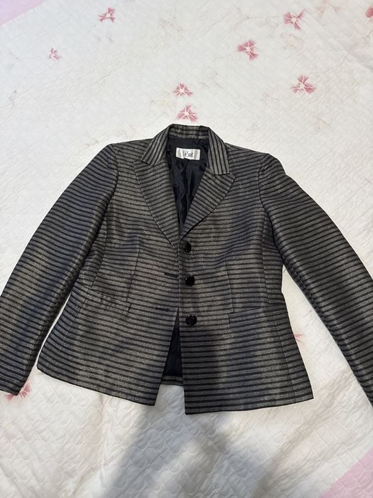 Продам пиджак новый!