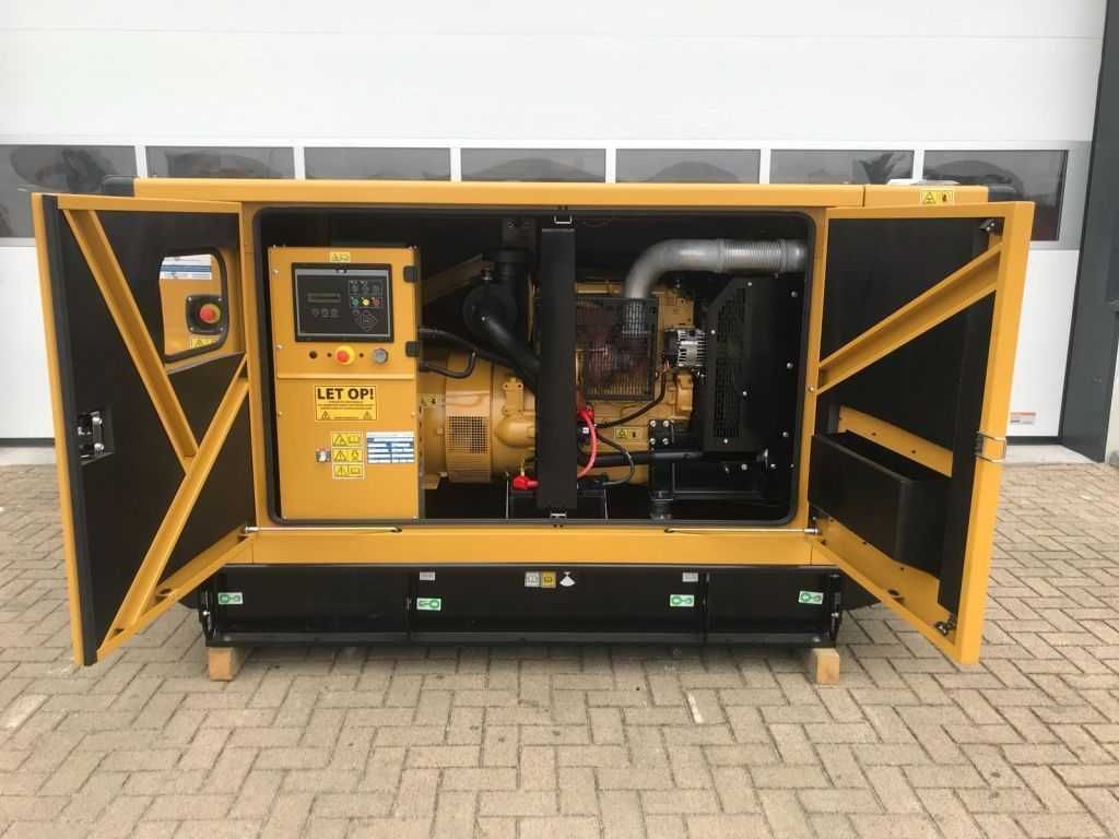 Generator nou cu motor C4.4 putere 110 kVA, garantie, silentios