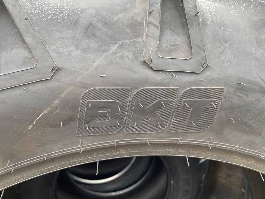 15.5-38 Cauciucuri noi agricole de tractor U650 BKT 8pr livrare