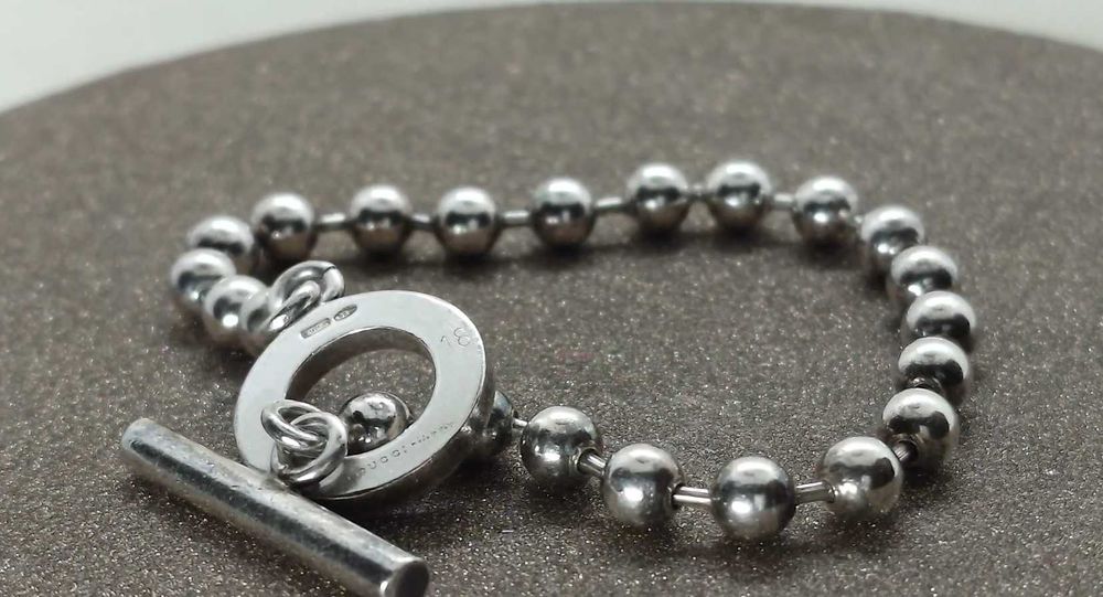 Brățară Gucci din argint – model boule cu închidere toggle, 18 cm