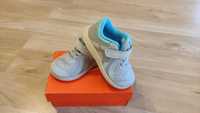 Детски маратонки Nike revoluton 4-23,5 размер