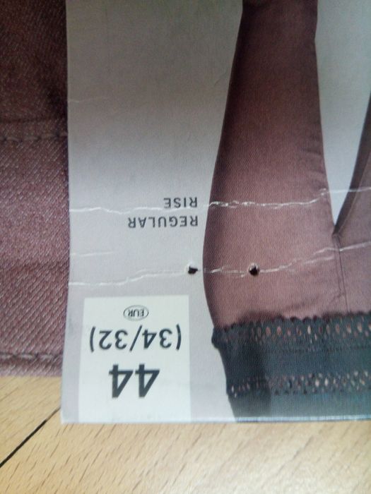 дамски панталон в пепелно розово