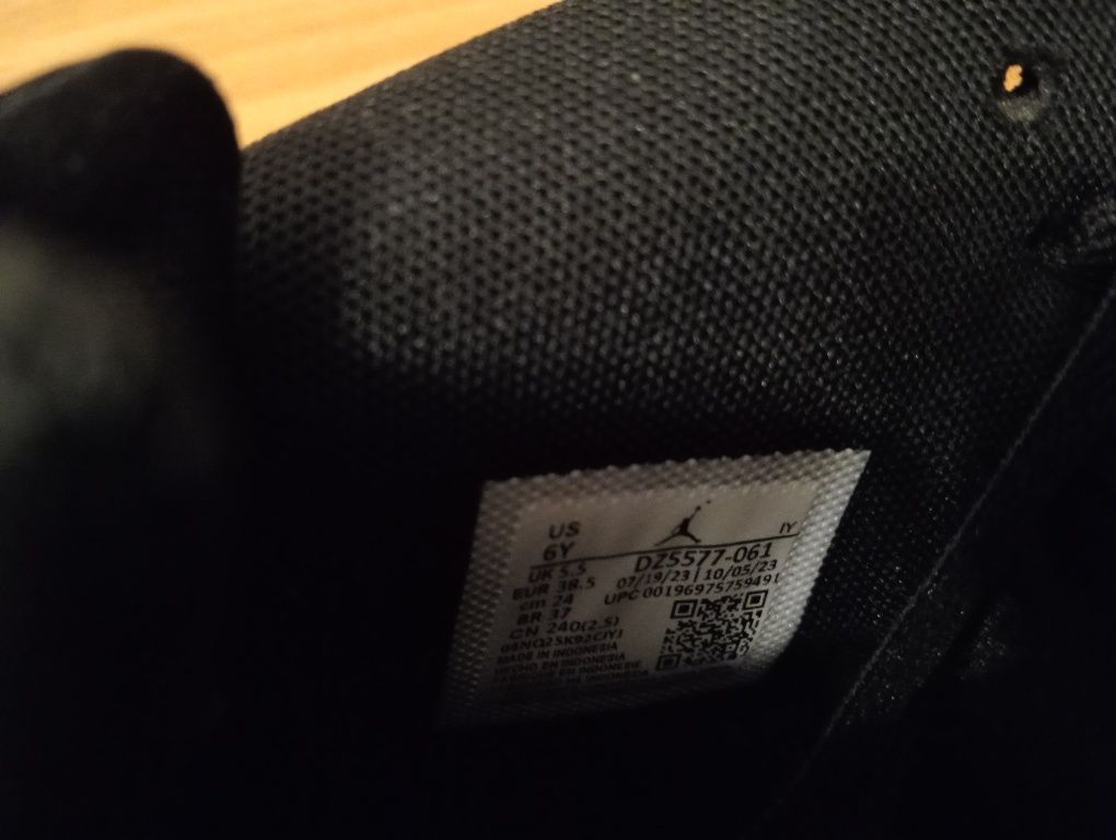 Jordan Sneakers High MVP