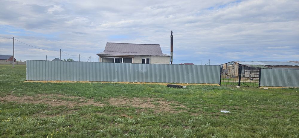 Продам дом в посёлке нура