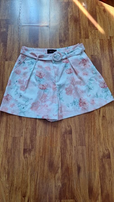 Pantaloni scurti Mohito