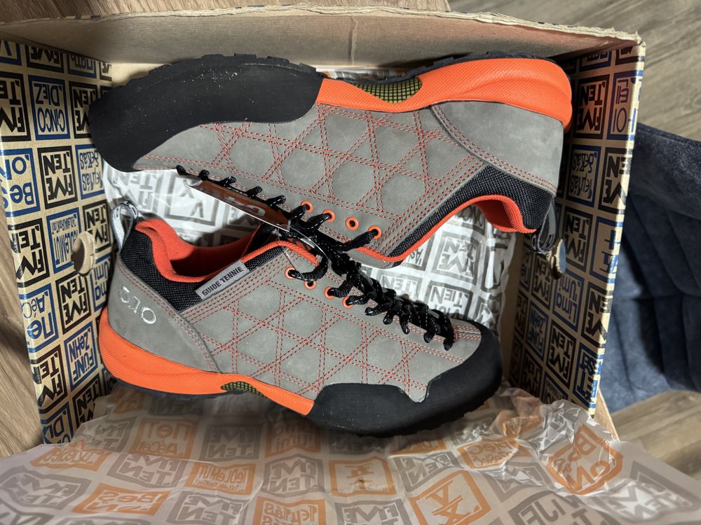 Five Ten Guide Tennies