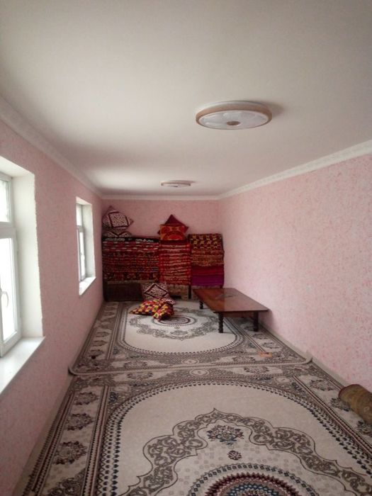 Uy sotiladi 7 sotish 7000 mingdan Яна келишамиз4 xona uy bor