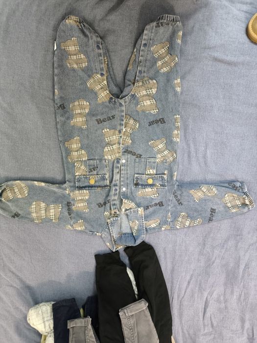 Продам комбинезоны рост 80-86