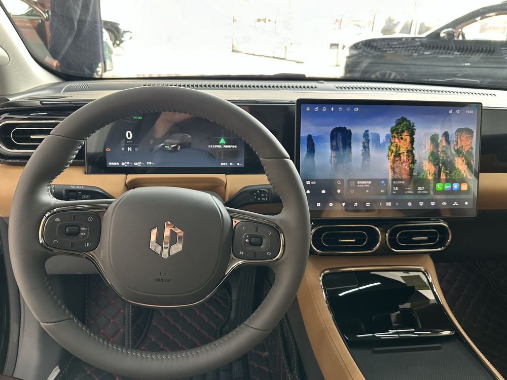 LEAPMOTOR C 01 gibrid 216 km premium dop opsiya