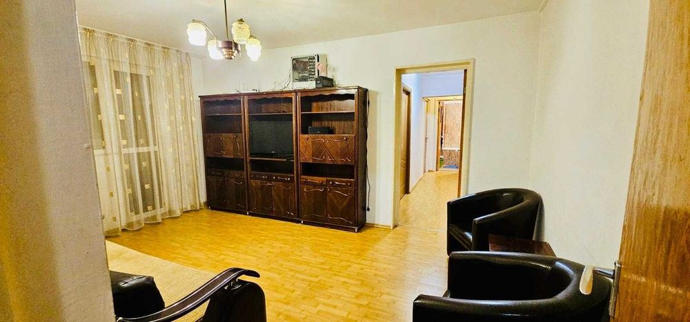 Apartament 4 camere 86 mp