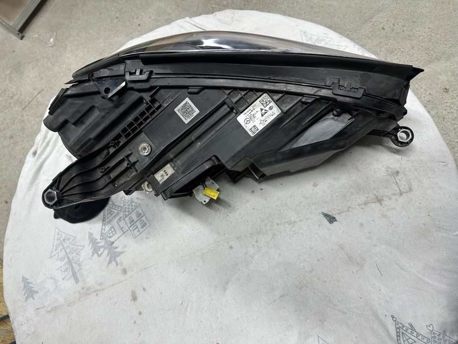 Far stânga full led mercedes gle w167.cod:a1679068507.