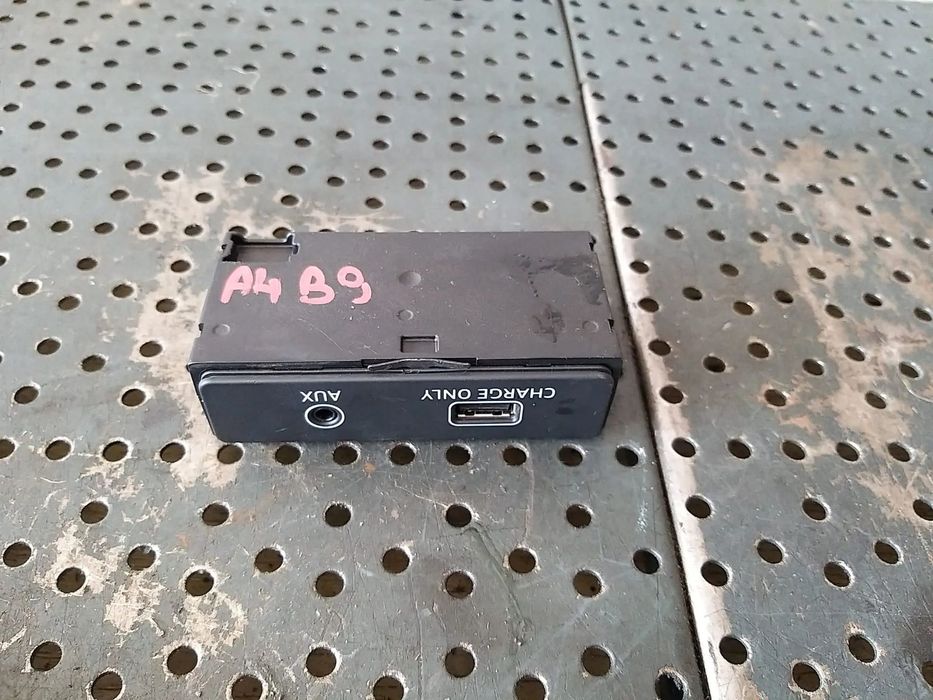 Modul usb aux audi a4 b9 8w 8w0035726