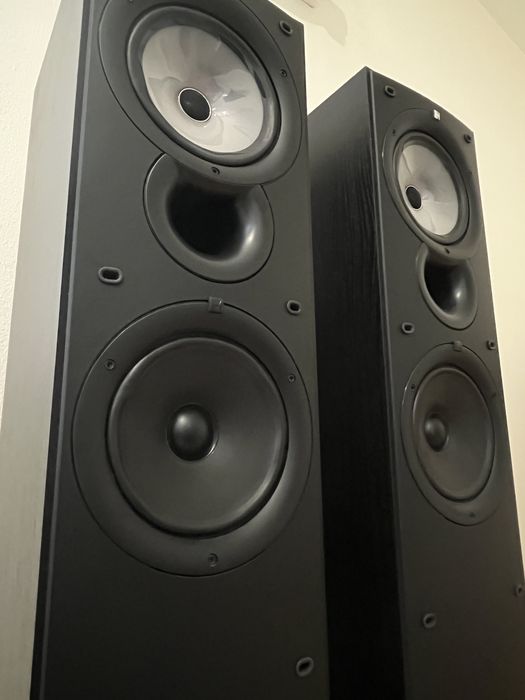 Boxe KEF Q55 in stare excelenta