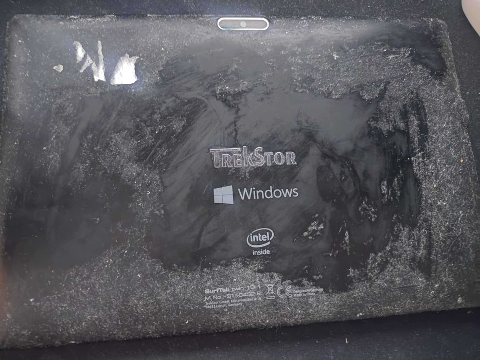 SurfTab twin 10.1 ST10432-8 таблет