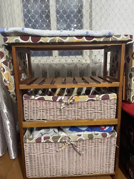 Отдам даром гладильную доску с ящиками