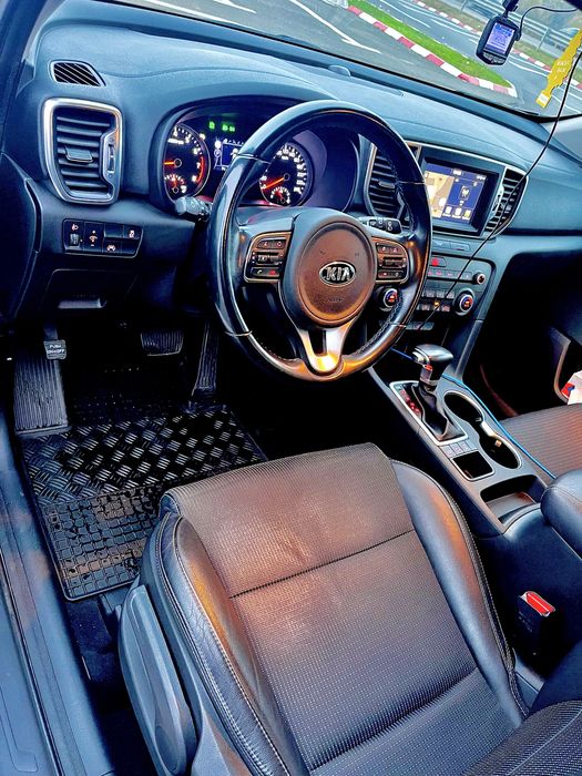 Vand Kia Sportage, 1.6 T-GDI, automata, 4x4 permanent, unic proprietar