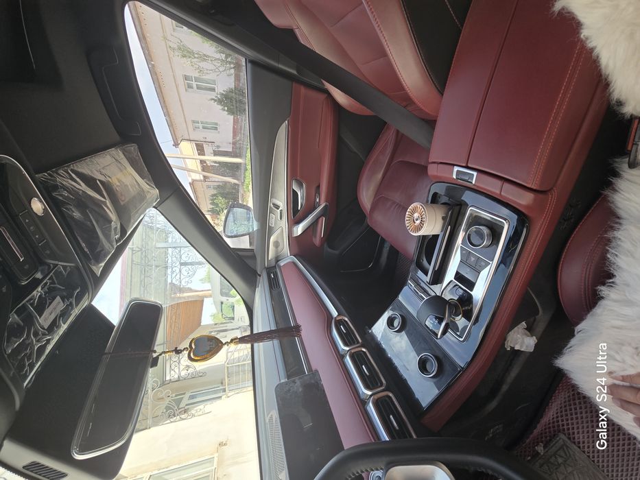 Машини холати зур,факат миниш керак