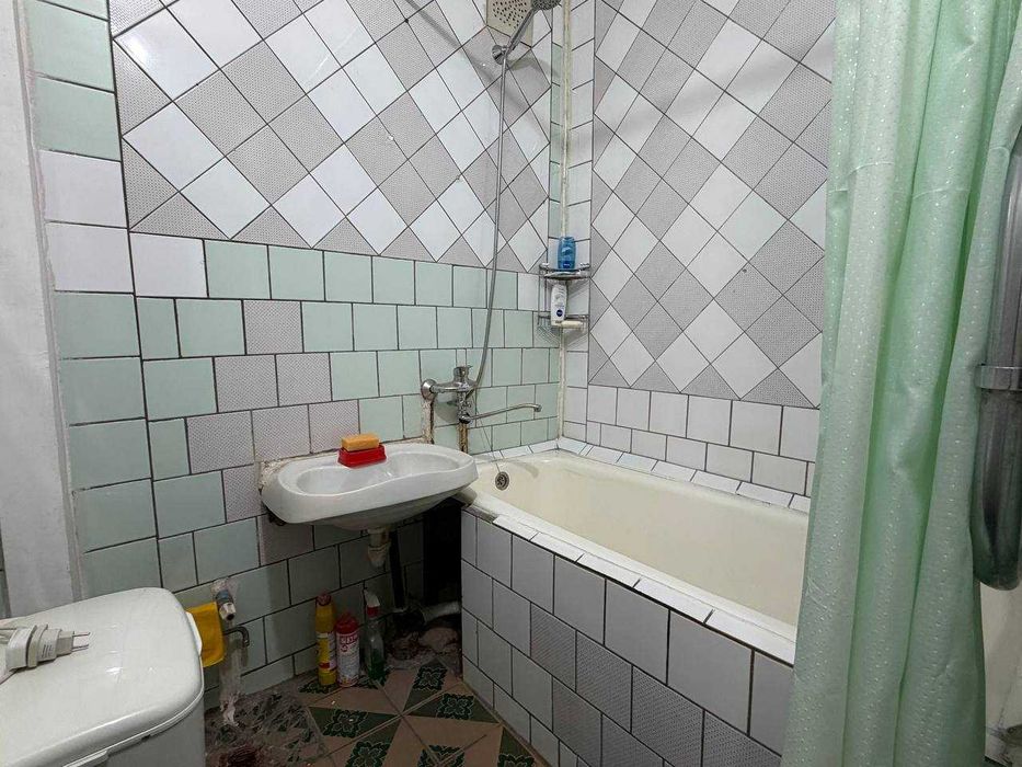 4/2/4
ЦУМ, Ц-7, ул. Чимкентская
Площадь: 98 м²