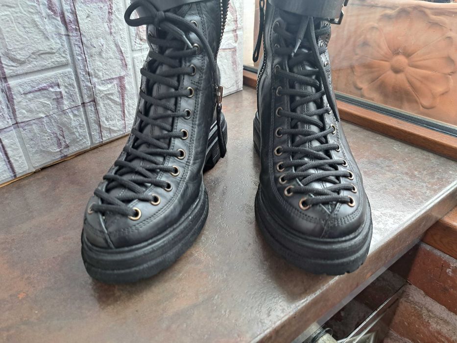 дамски ботуши,зимни обувки,боти на платформа,кубинки,Musette номер39