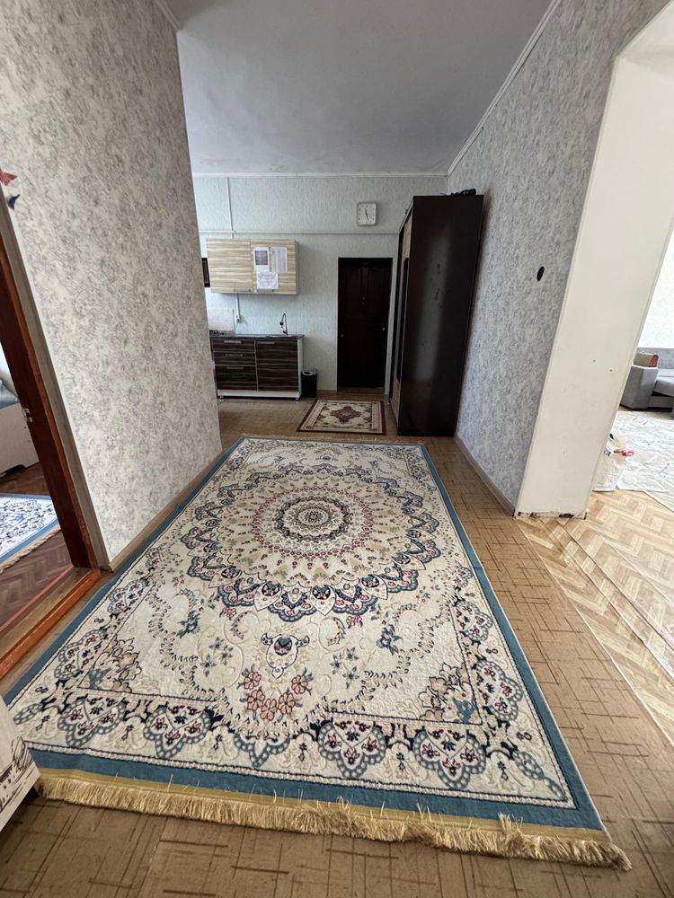 Продам квартиру из 8 комнат