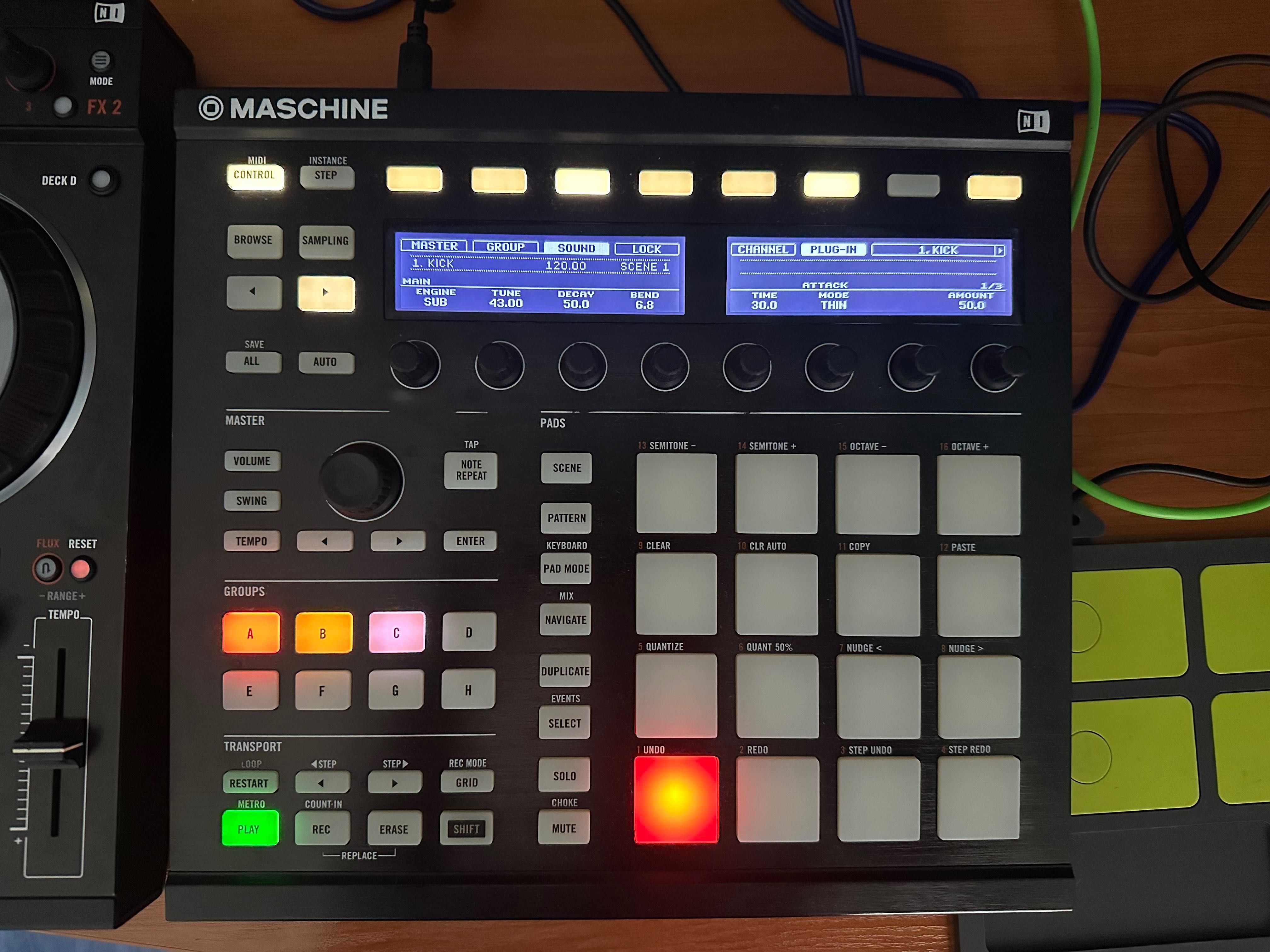 NI Maschine mk2 + Software