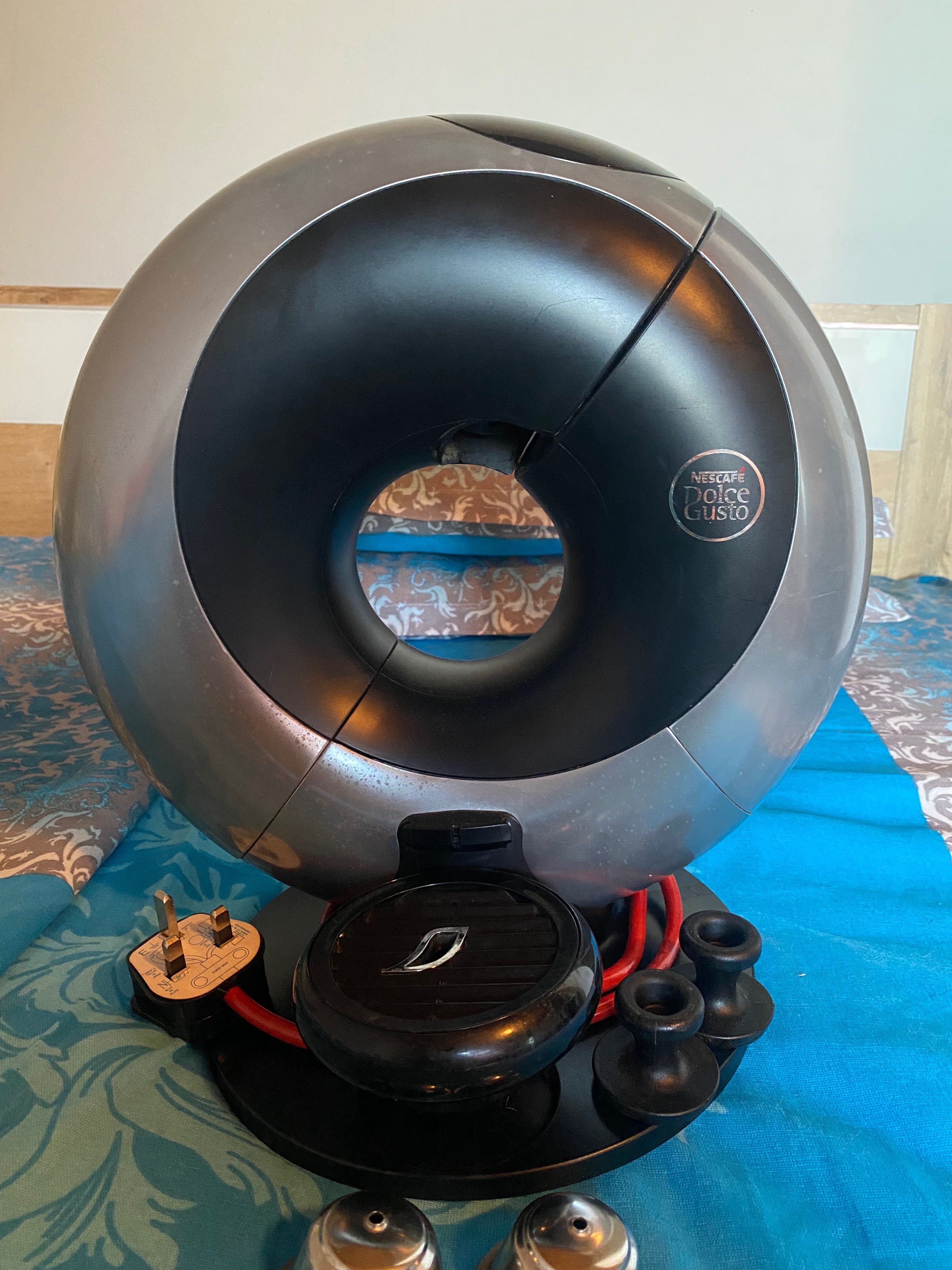 Кафе автомат Delonghi поничка