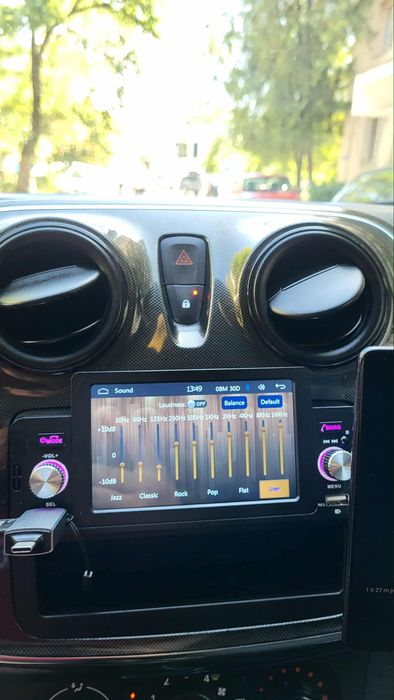Vând Navigatie / Mp5 Auto / Universala