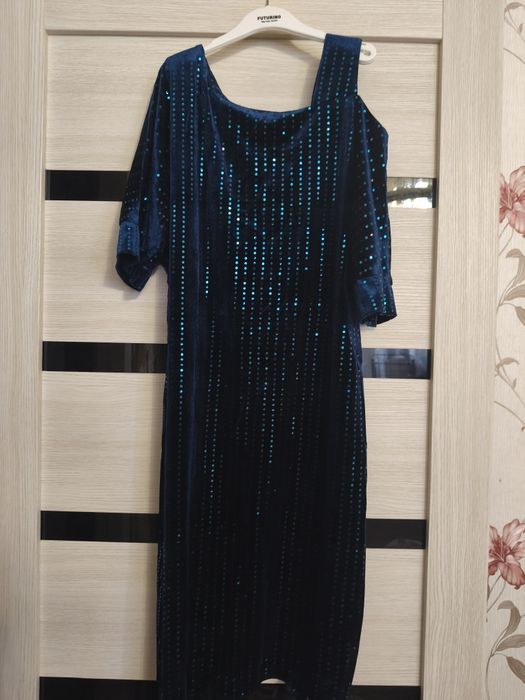 Платья нарядные  праздничные