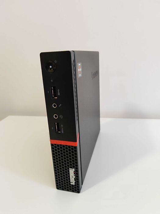 Lenovo ThinkCentre M715q Tiny Desktop AMD Ryzen 5 PRO 2400GE/256GB/8GB