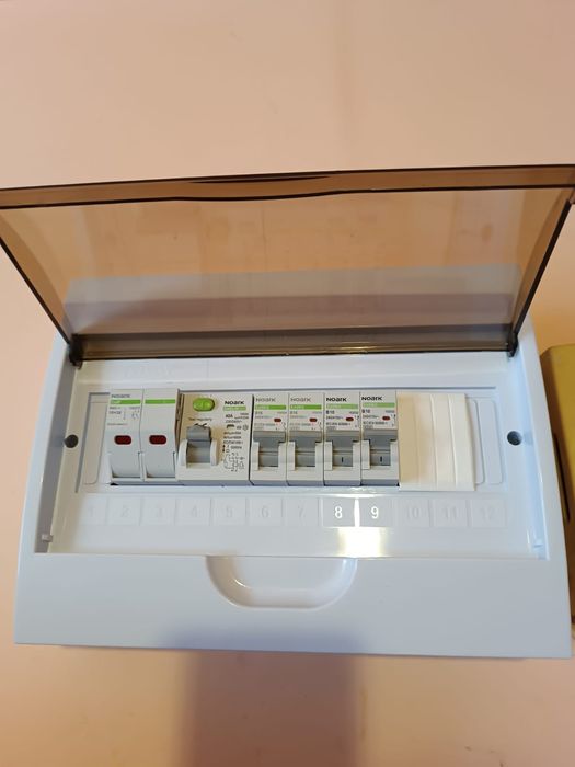 Electrician  Oradea  instalații electrice