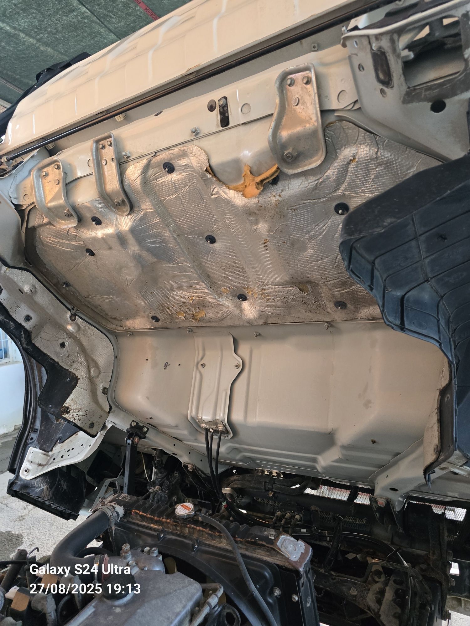 Isuzu 2013 radnoy soz xolatda