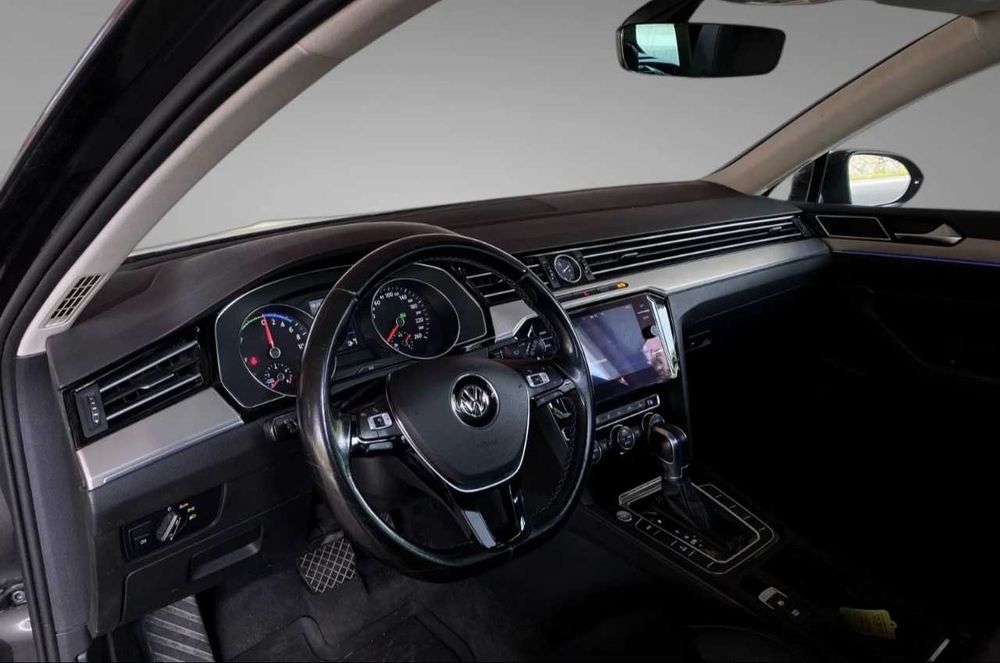 Volkswagen Passat GTE 2018