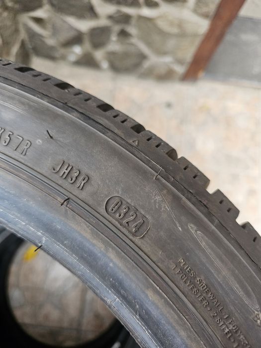 Anvelope 225/45 R17  Iarna