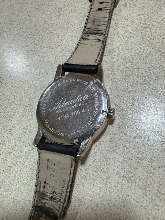 Продам наручные часы Adriatica (Швейцария)