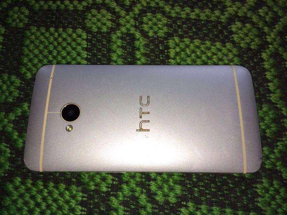 Продавам HTC m7