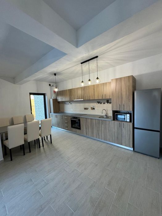 PROPRIETAR, inchiriez CASA in duplex, ultraspatios, zona Braytim