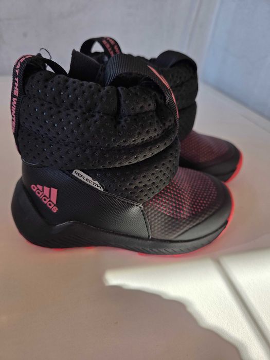 Адидас детски ботуши 23 размер