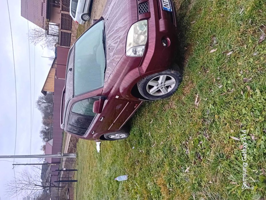 Vând Nissan xtrail 2.2 dci  stare bună de funcționare