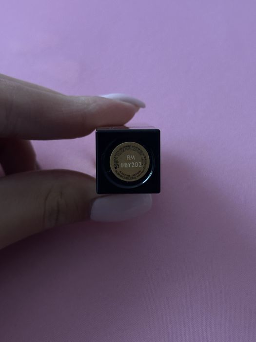 Червено червило YSL