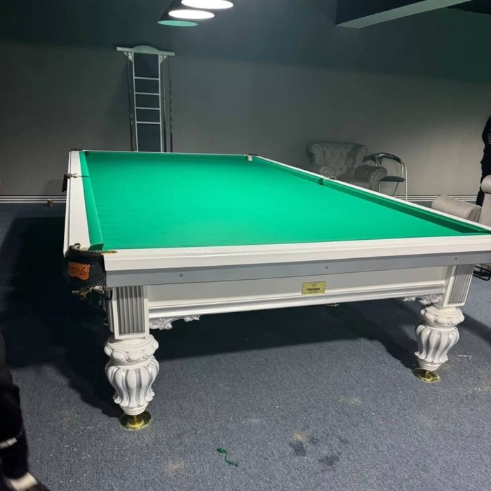 Ruskiy stol premier dizaynda